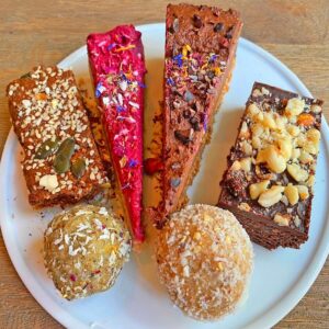 Gesunde Süßigkeiten - vegan, zuckerfrei, glutenfrei: Online-Gesundheitsratgeber Vitalkost-Rezepte von Präventiv-Apothekerin Fanny Patzschke