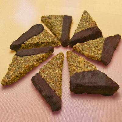 Vegane, glutenfreie, zuckerfreie Nussecken - Rezept von Präventiv-Apothekerin Fanny Patzschke