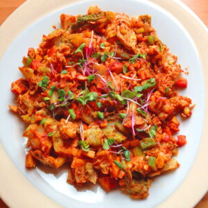 Veganes Rotes Linsen Dal: Proteinreiches Rezept für gesundes Mittagessen oder Abendessen