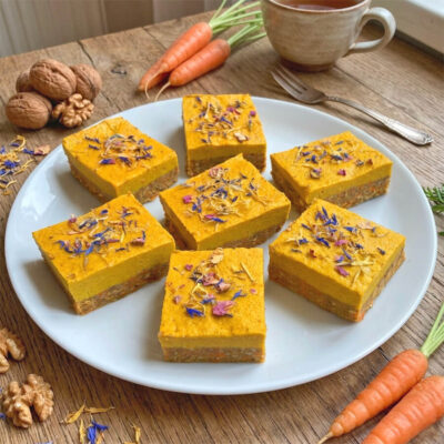 Gesunder Rüblikuchen ohne Zucker, vegan und glutenfrei - einfaches Rezept ohne Backen